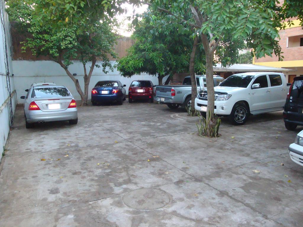 Terwindt Hotel Encarnacion Bagian luar foto