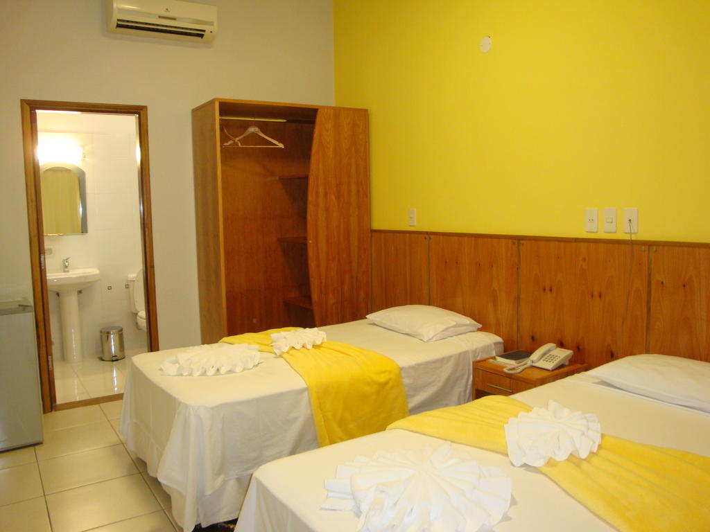 Terwindt Hotel Encarnacion Ruang foto
